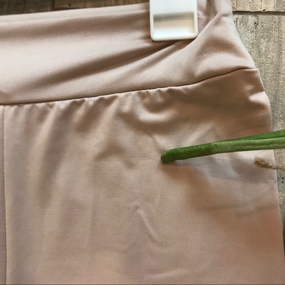 Pink stretch flare leg ruffle pants - Picture 10 of 10